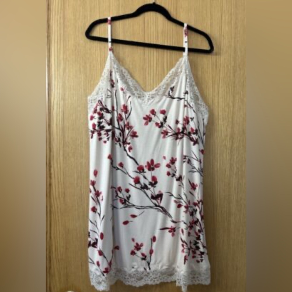 SOMA CHERRY BLOSSOM PRINT SLIP camisole size  S